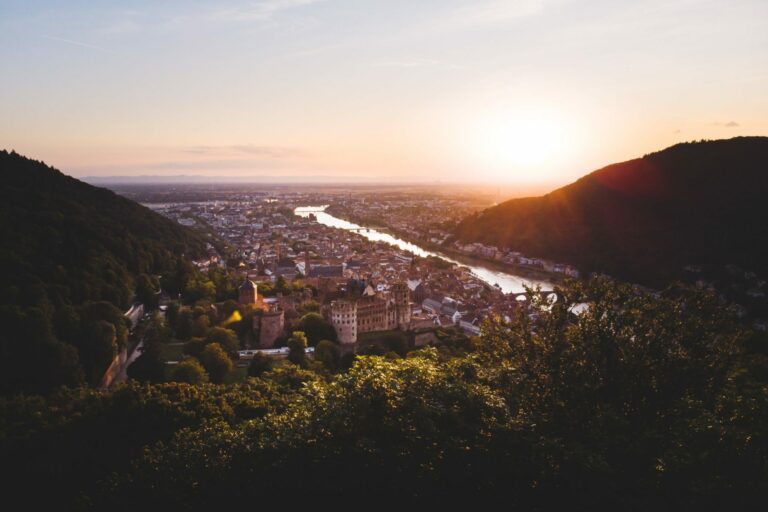 Standort Ankunftszentrum: Innenminister Strobl muss liefern!