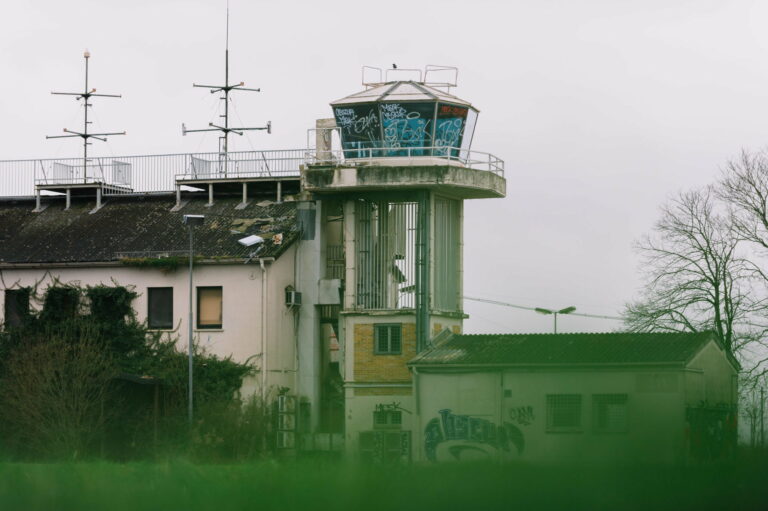 Airfield schon für diesen Sommer nutzbar machen!