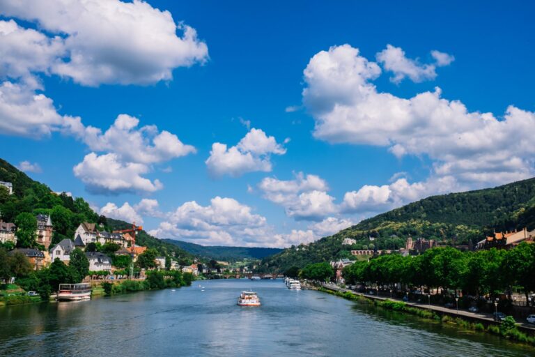 Grüne Wärme aus Neckar, Erdreich, Luft und Abfall