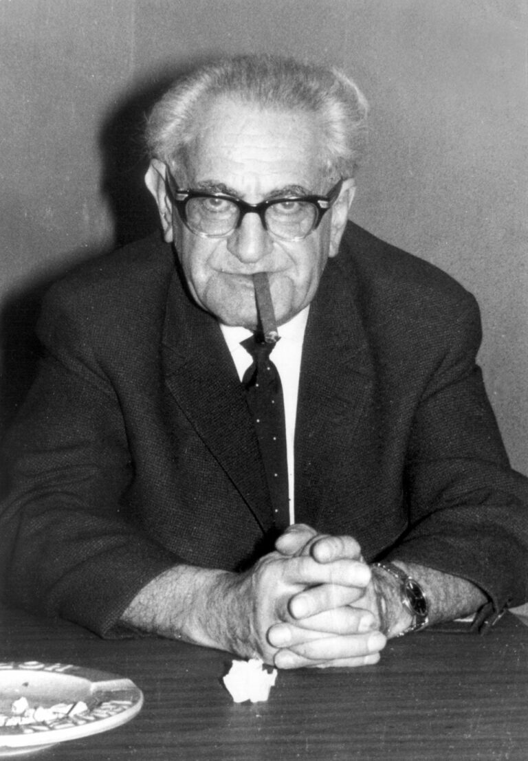 Platzbenennung nach Fritz Bauer